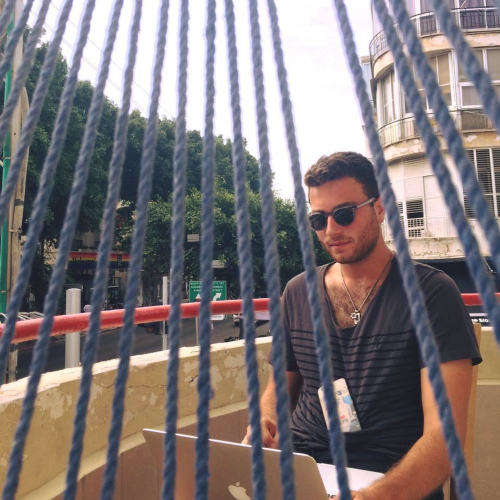 Meet your Posher, Robbie